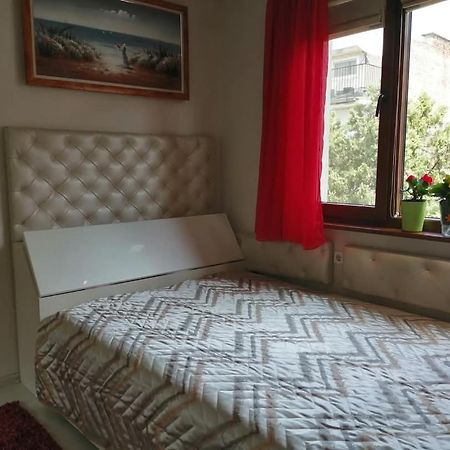Apartament Peyo Yavorov Burgas Екстер'єр фото